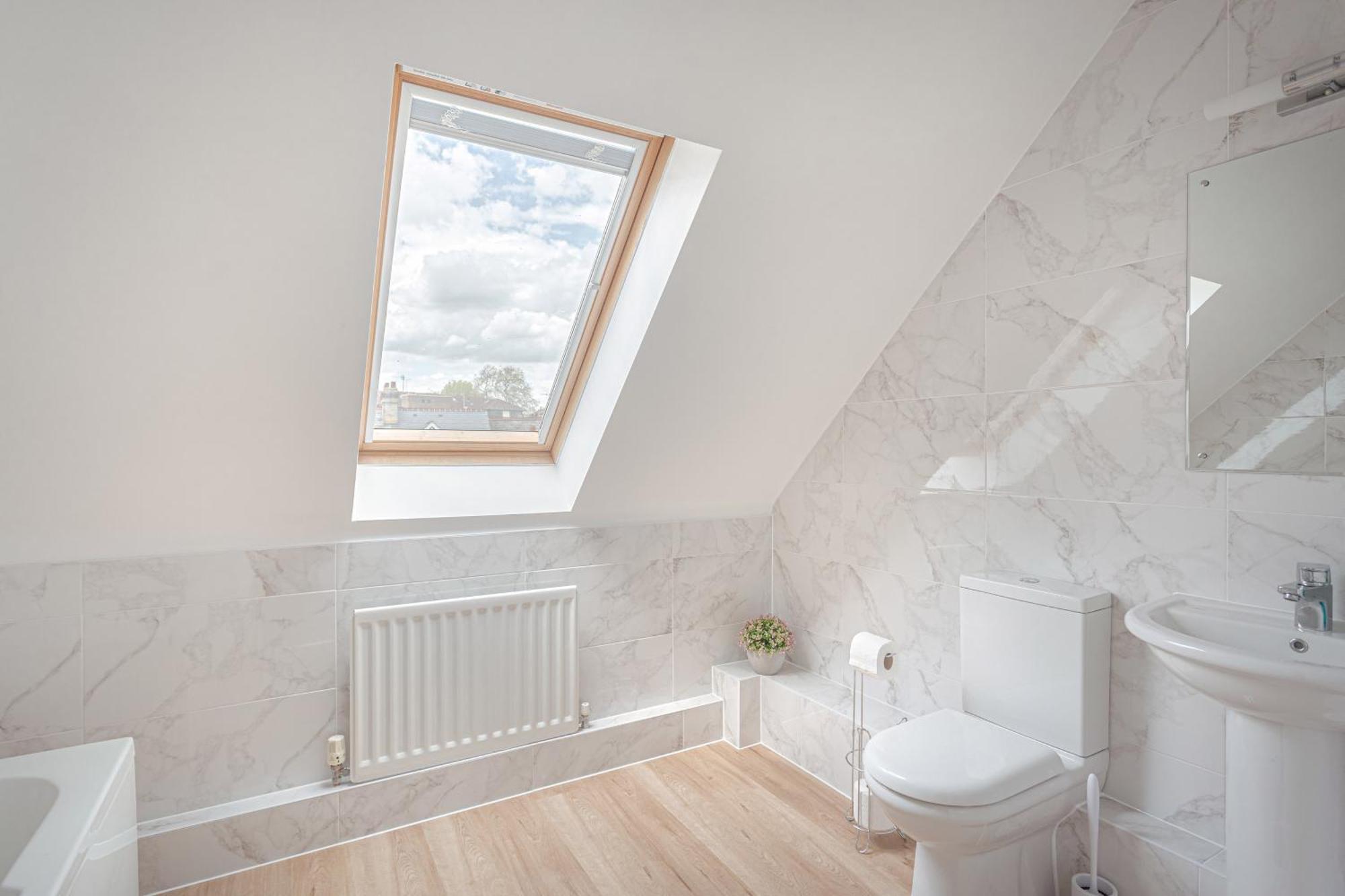 3 Bedroom Jesus Green Townhouse With Parking Cambridge Zewnętrze zdjęcie